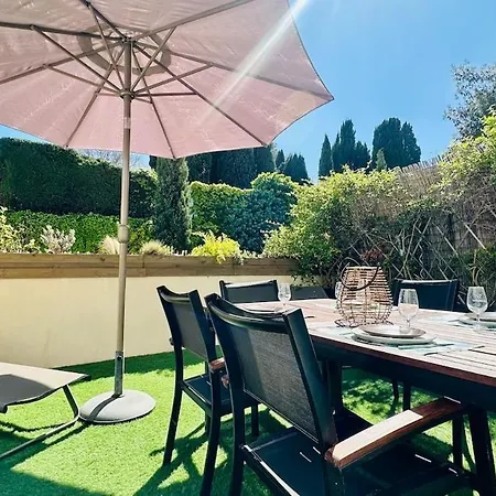 Charme & Soleil Yourhosthelper *